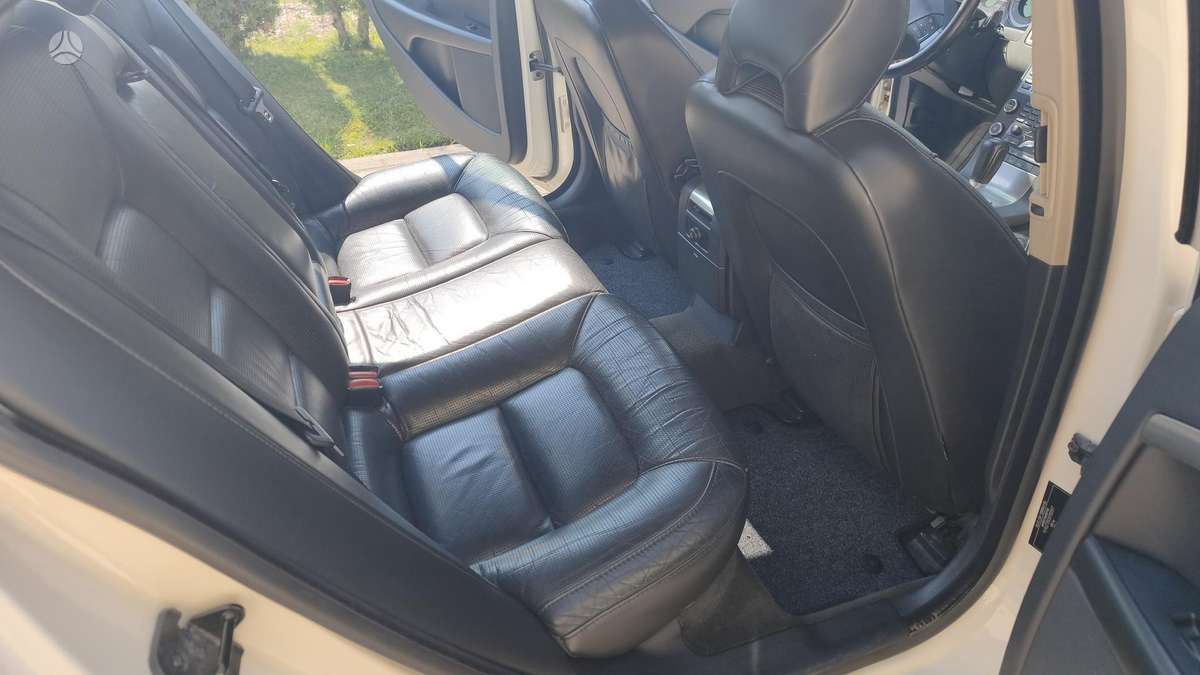 Volvo S80, 2.4 l., Седан