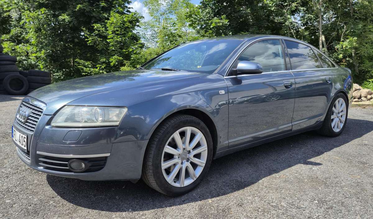 Audi A6, 2.4 l., Седан