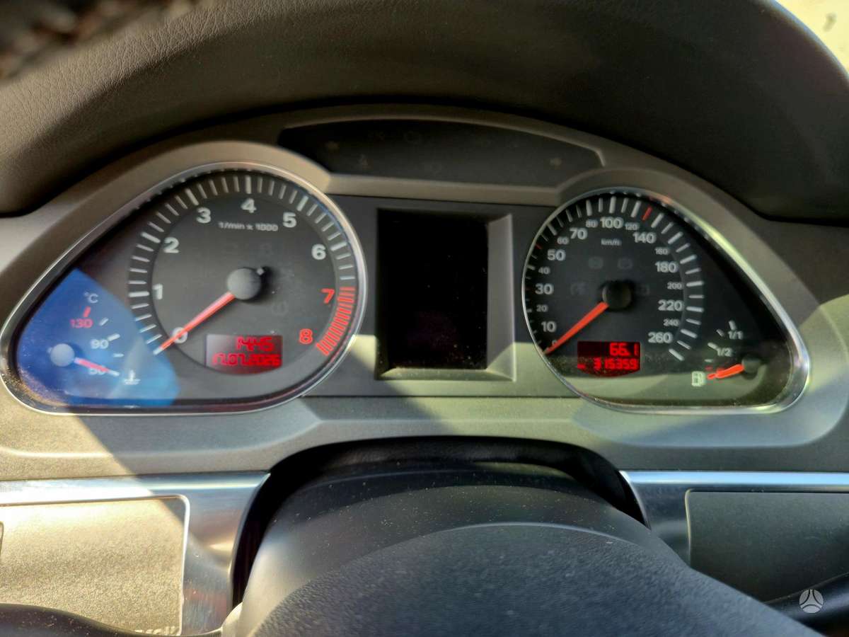 Audi A6, 2.4 l., Седан