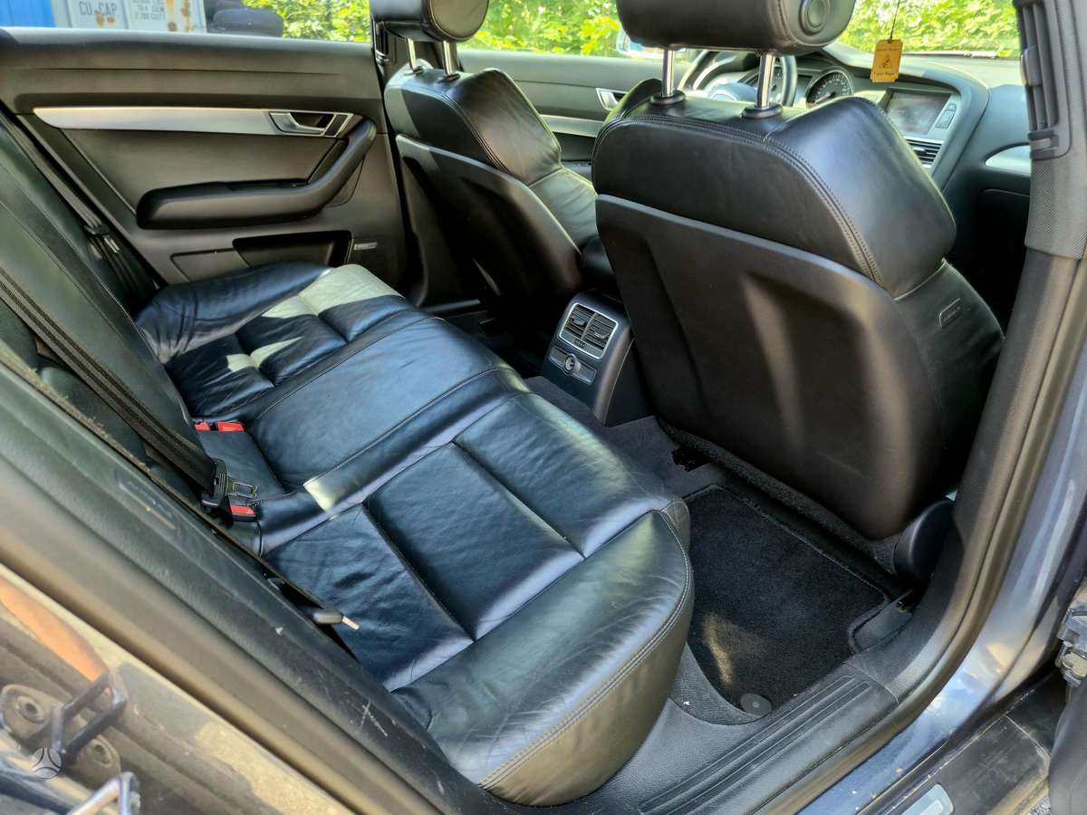 Audi A6, 2.4 l., Седан