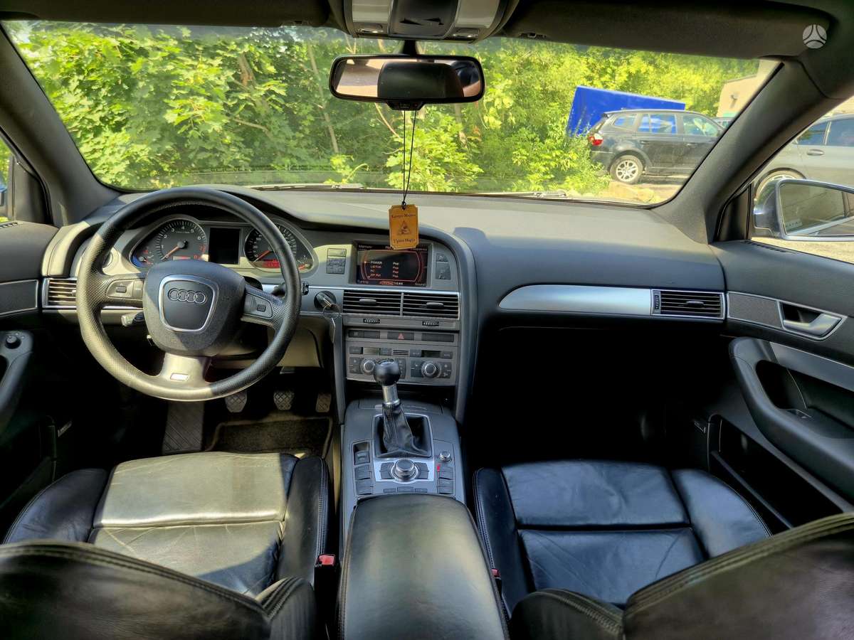 Audi A6, 2.4 l., Седан