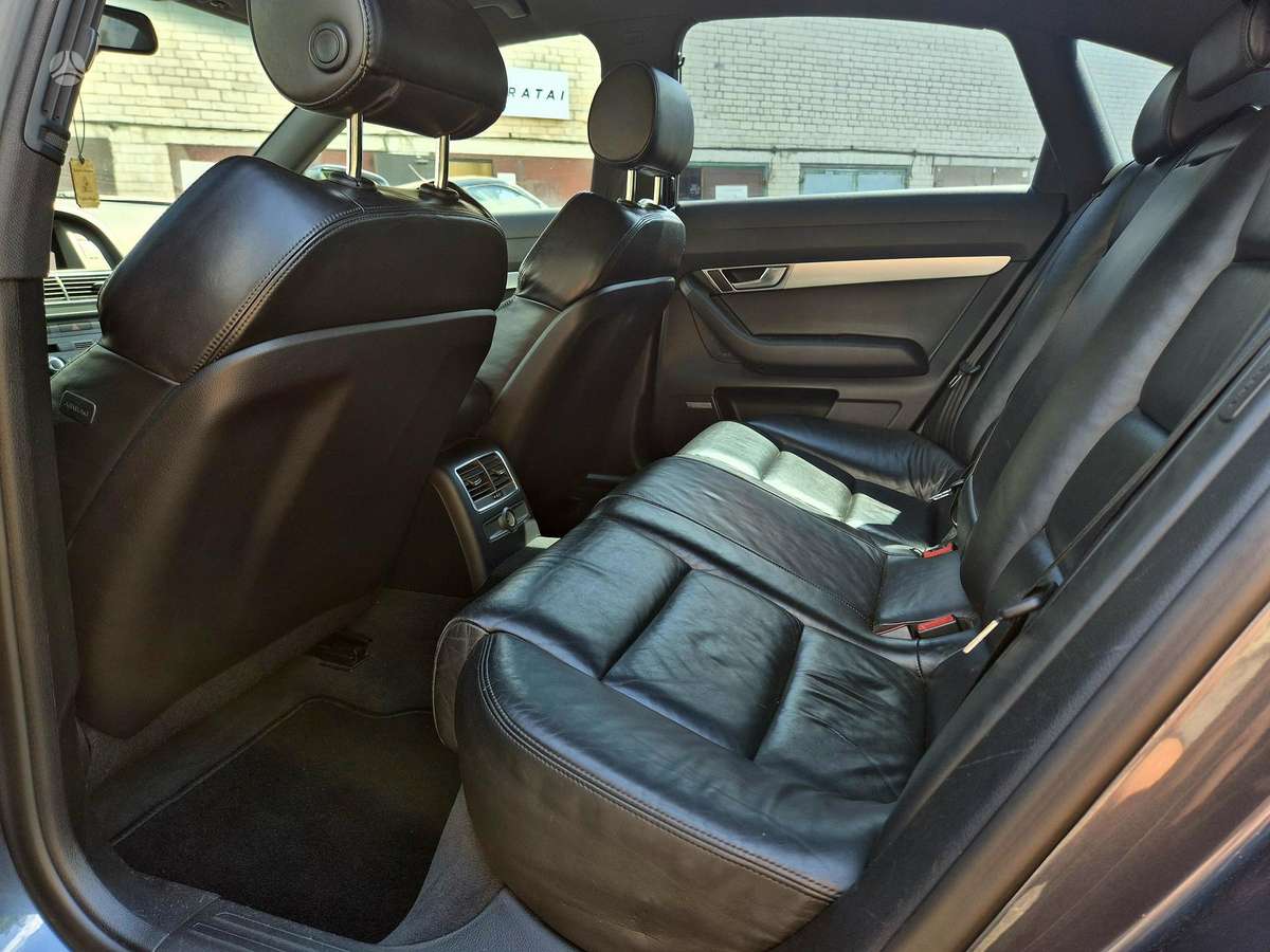 Audi A6, 2.4 l., Седан