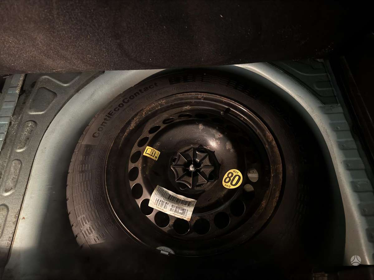 Opel Corsa, 1.0 l., Хэтчбек