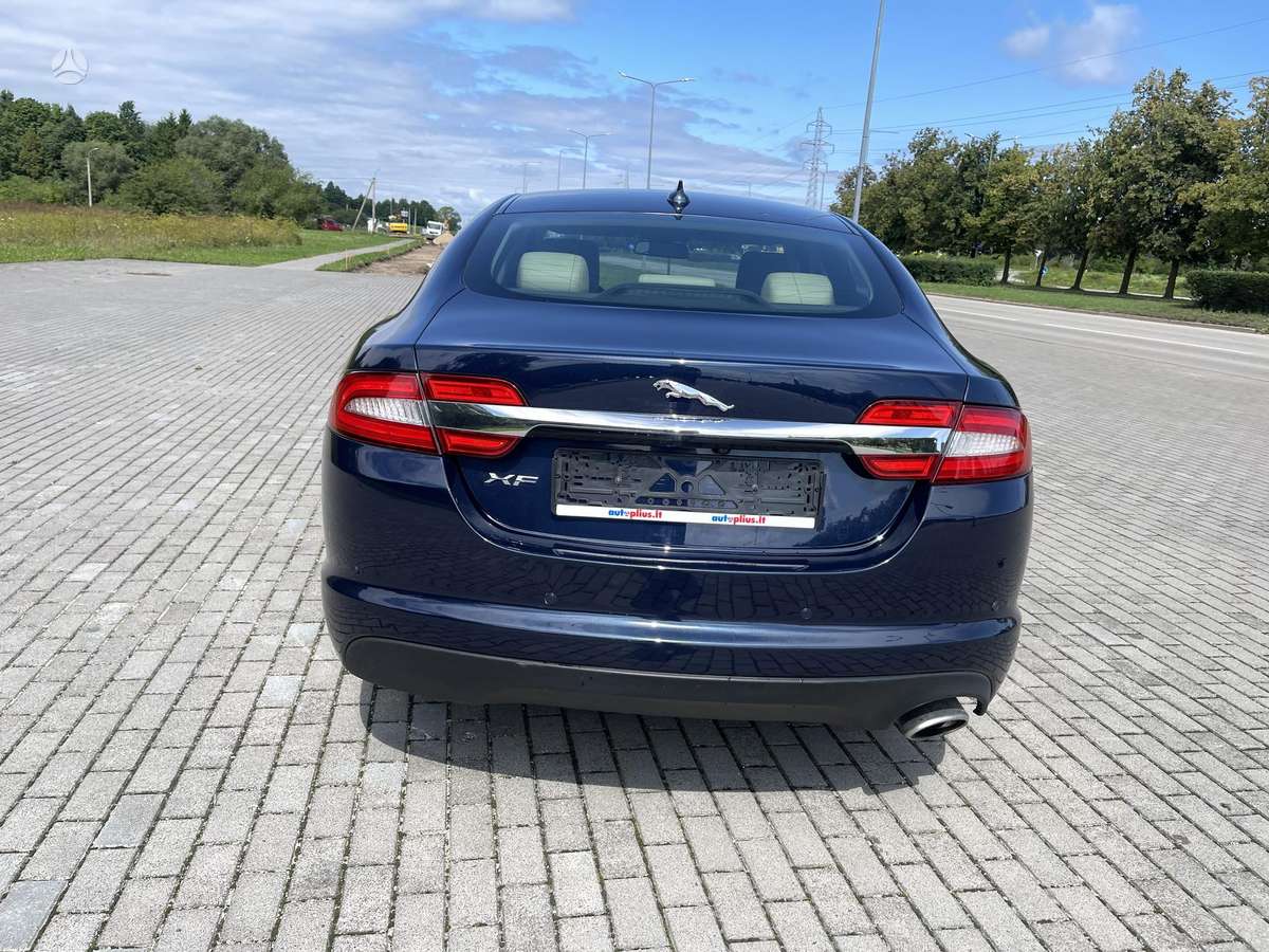 Jaguar XF, 2.2 l., Седан