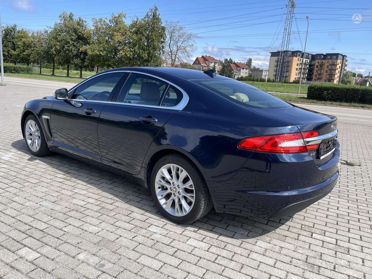 Jaguar XF, 2.2 l., Седан