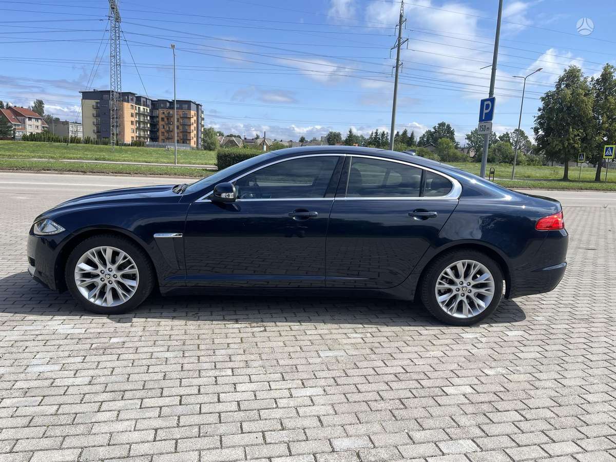 Jaguar XF, 2.2 l., Седан