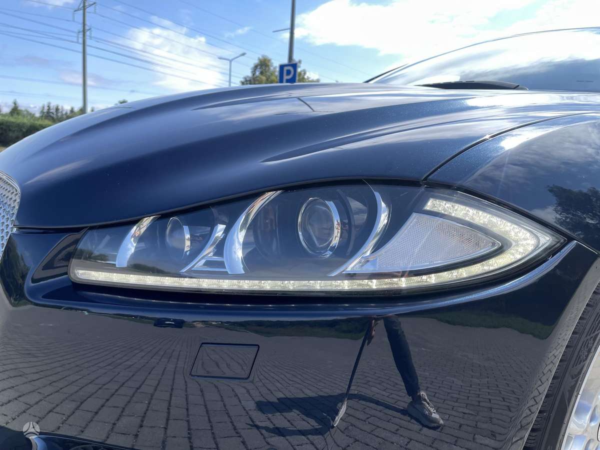 Jaguar XF, 2.2 l., Седан