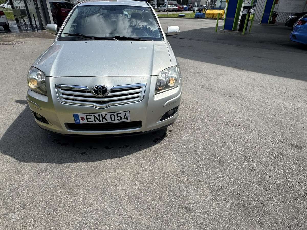 Toyota Avensis - 3