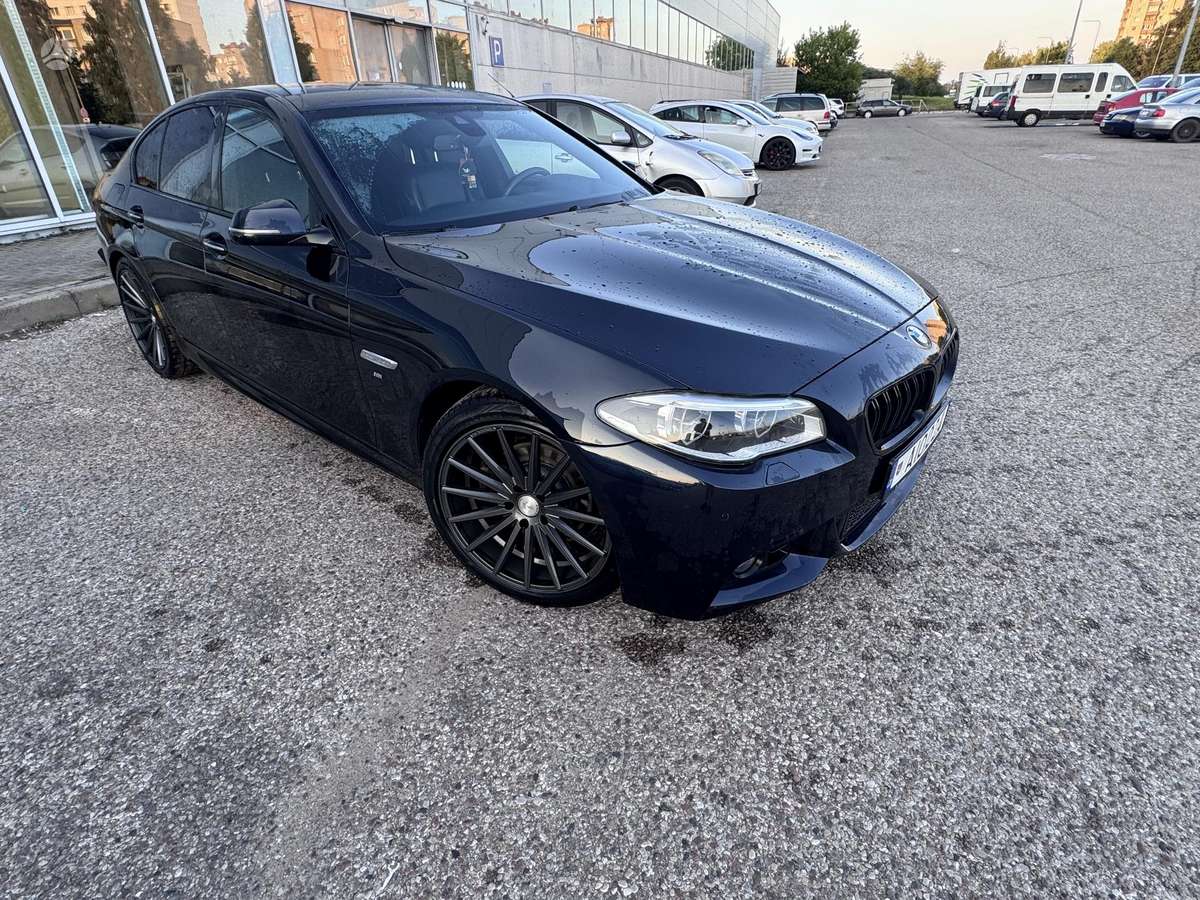 BMW 520, 2.0 l., Седан