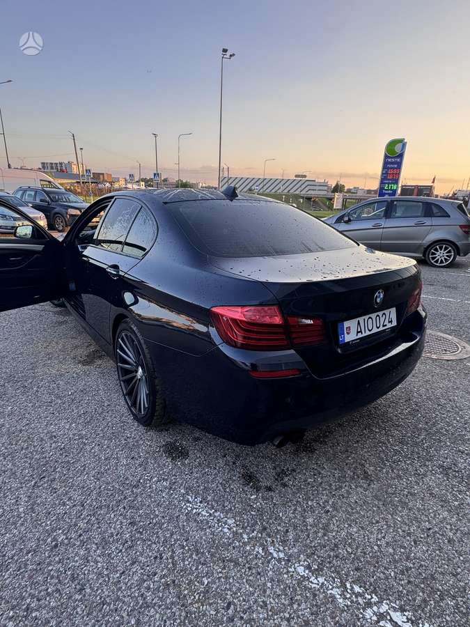 BMW 520, 2.0 l., Седан
