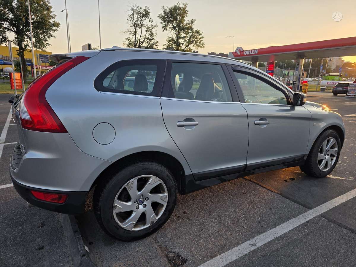 Volvo XC60 - 4