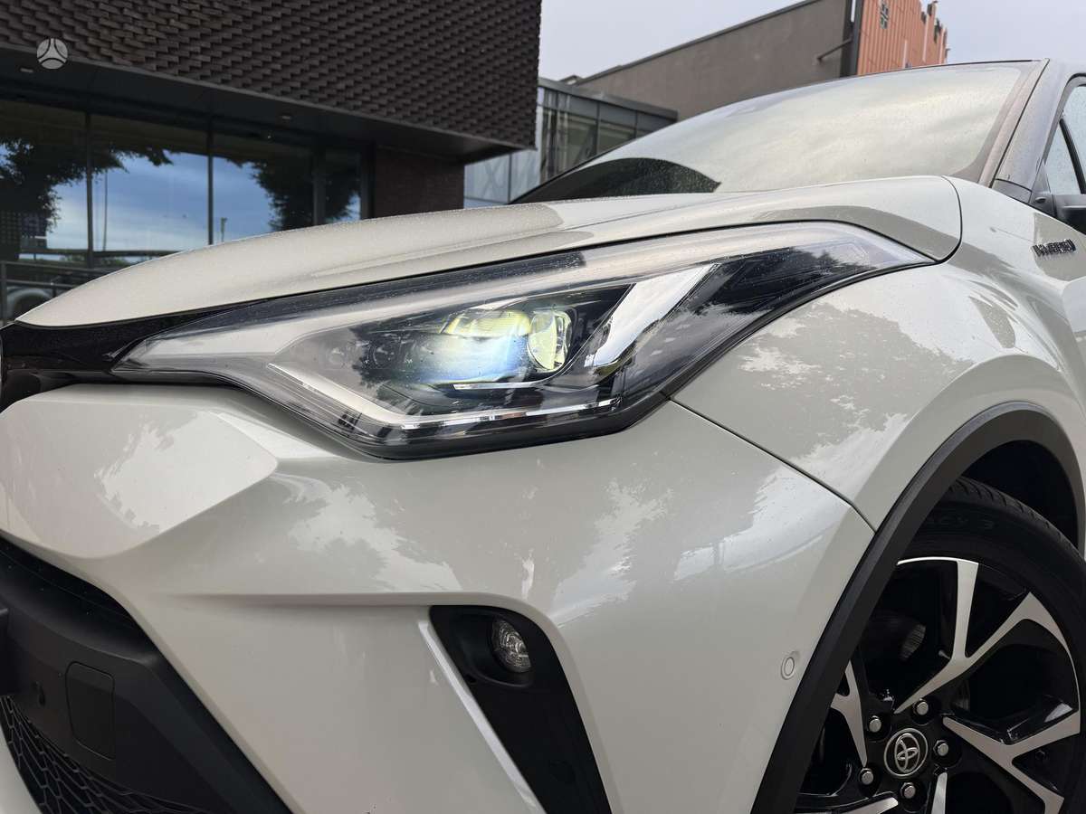 Toyota C-HR - 6