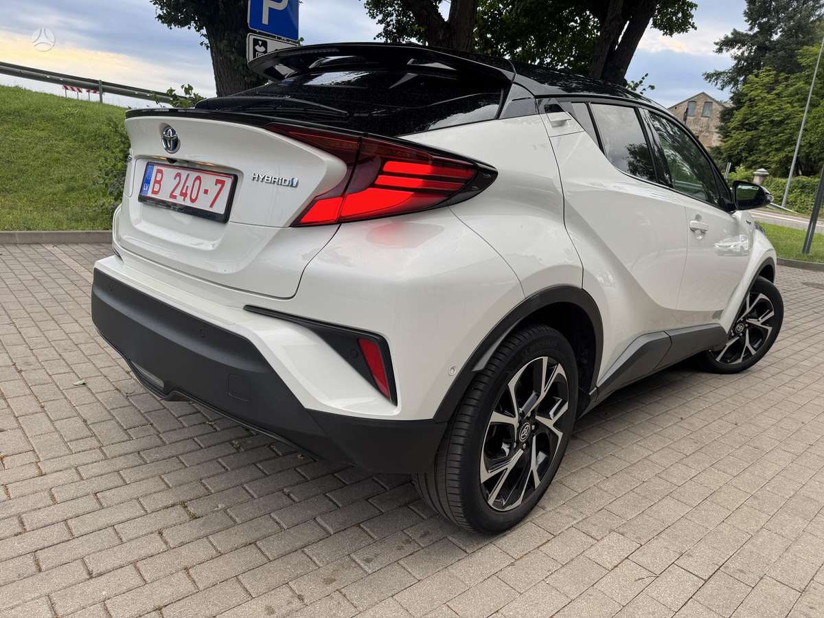 Toyota C-HR - 10