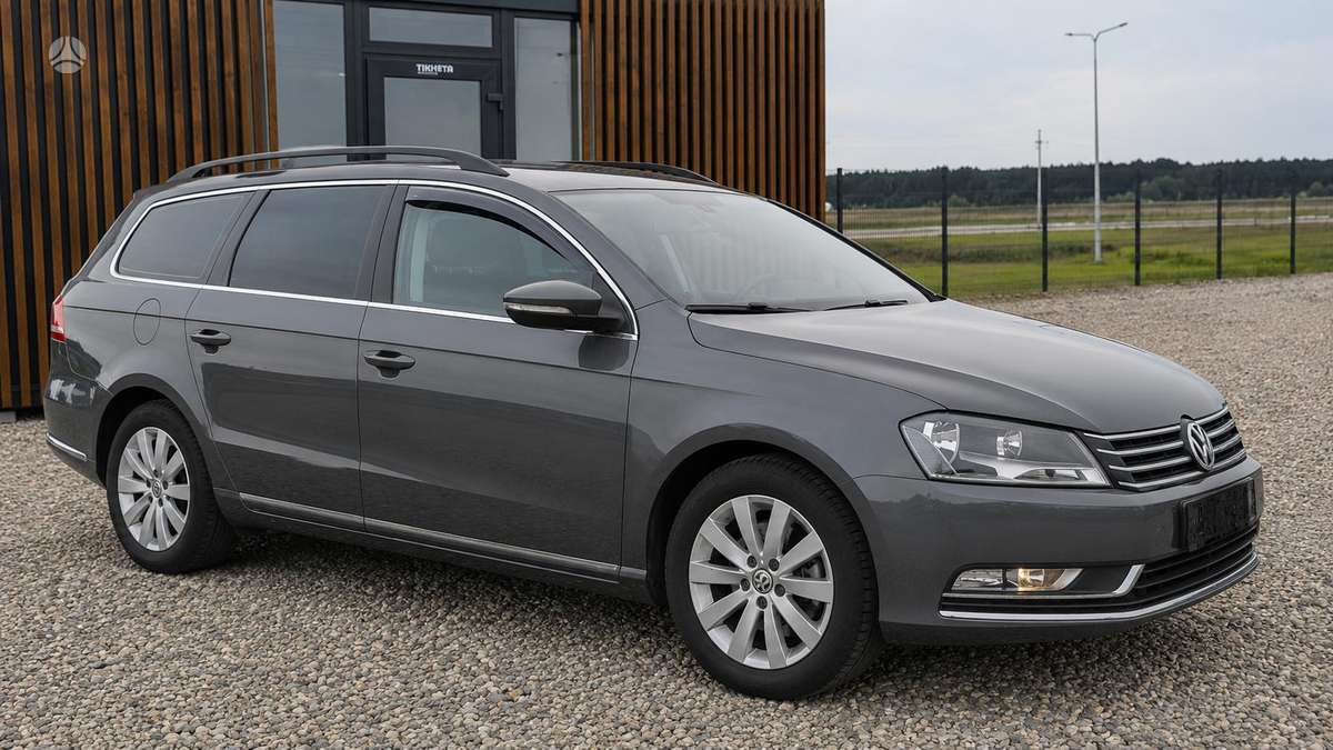 Volkswagen Passat - 2