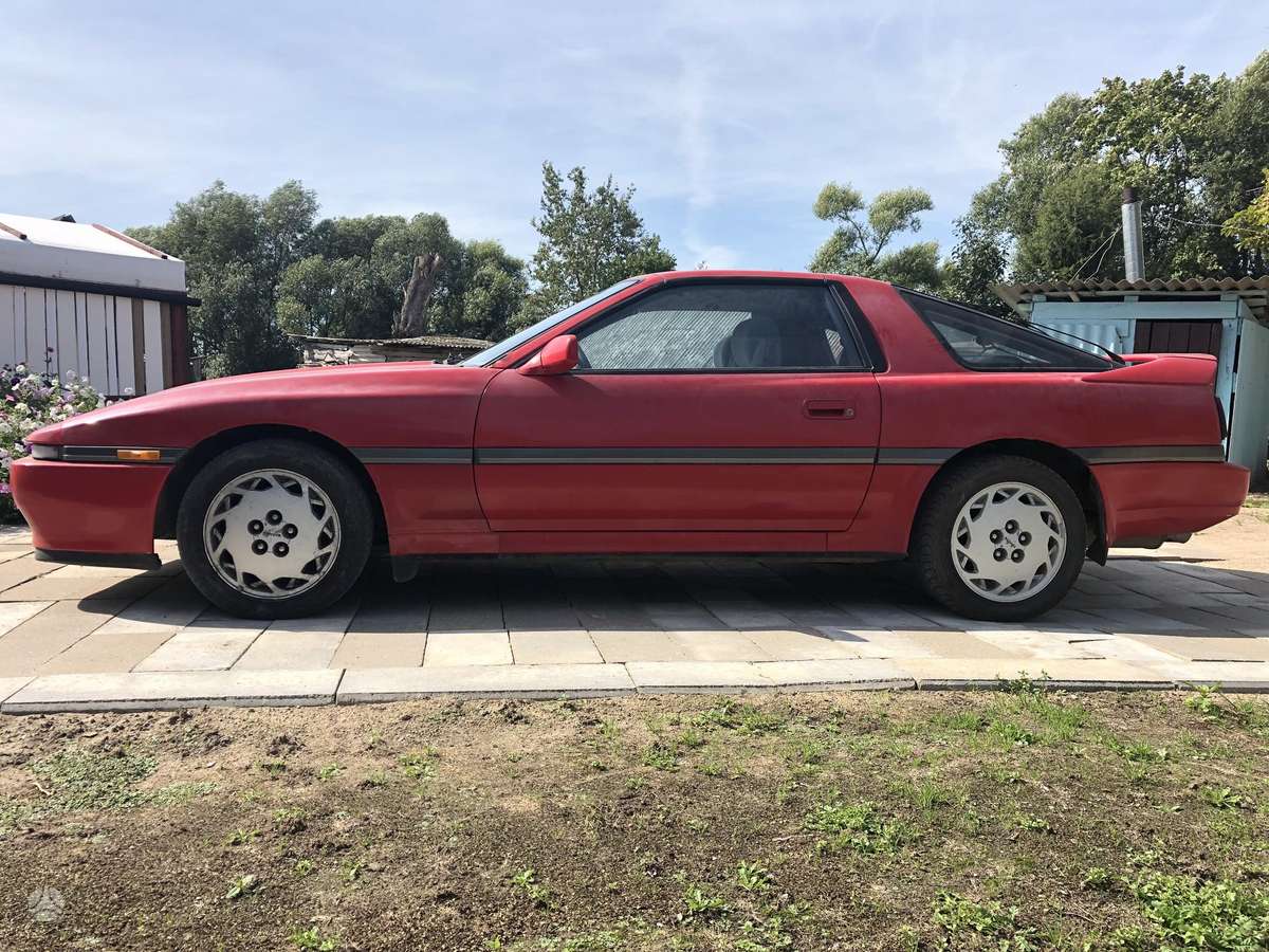 Toyota Supra - 3