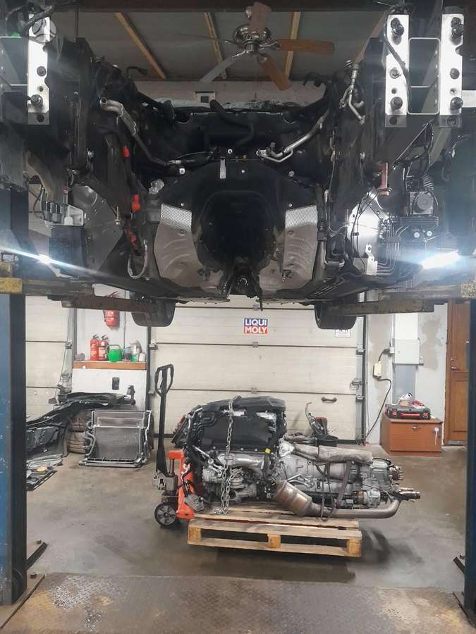 Jaguar F-Type for parts