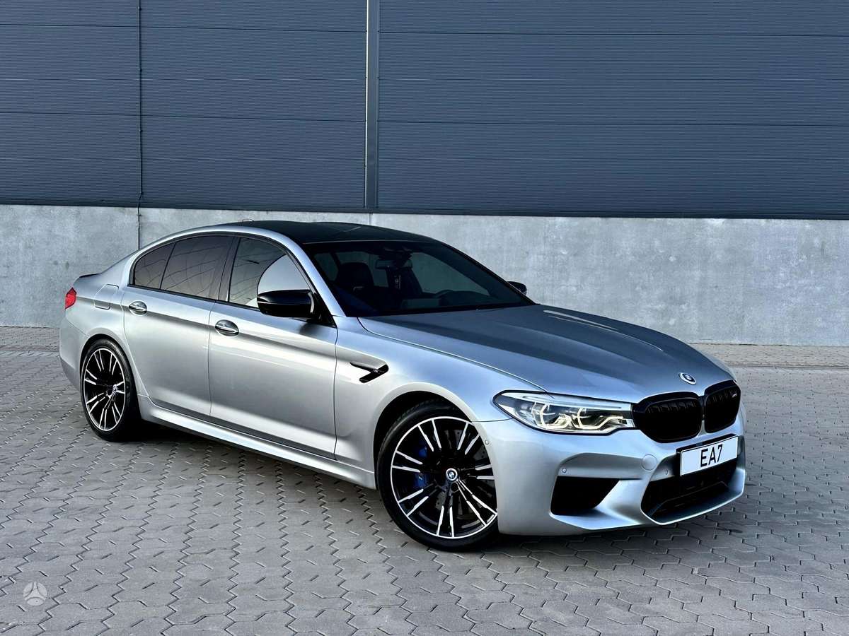 BMW M5, 4.4 l., Седан
