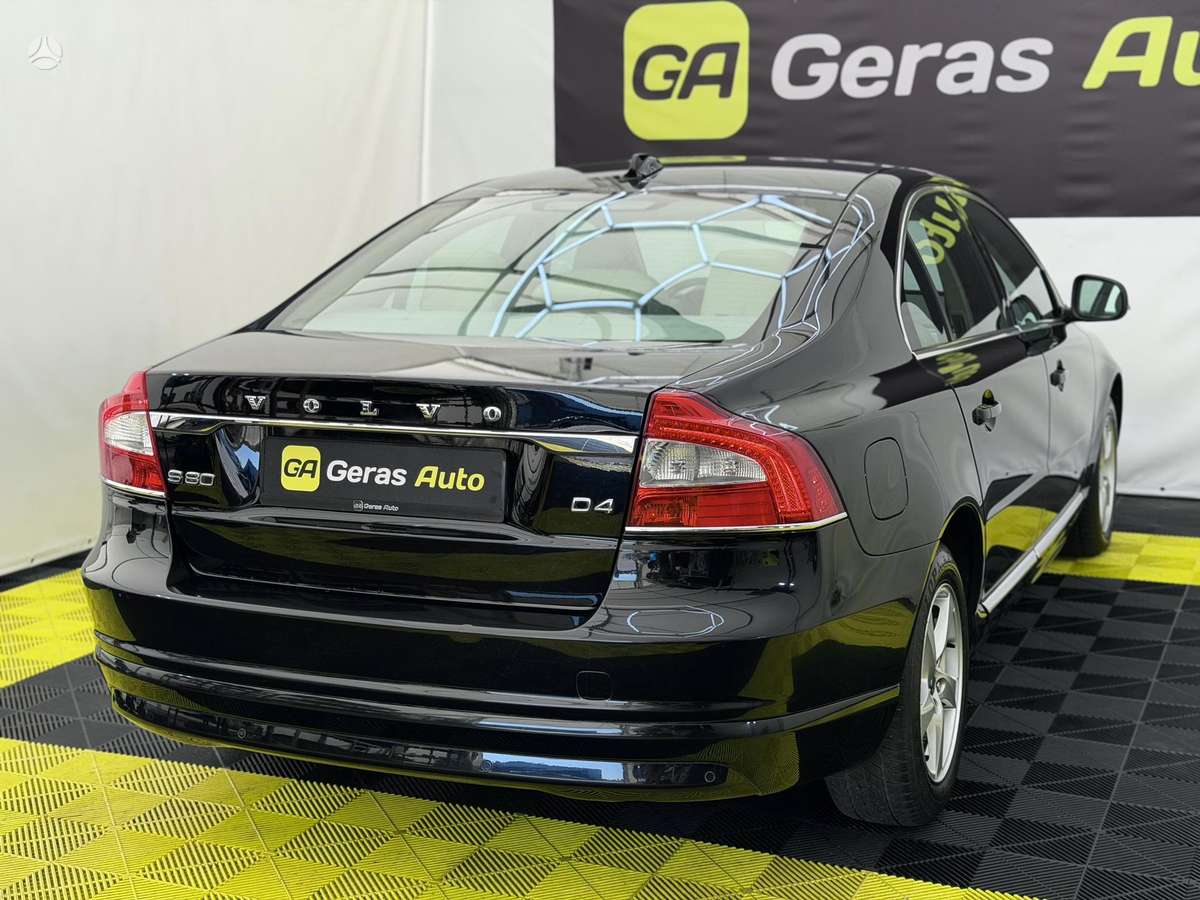 Volvo S80, 2.0 l., Седан