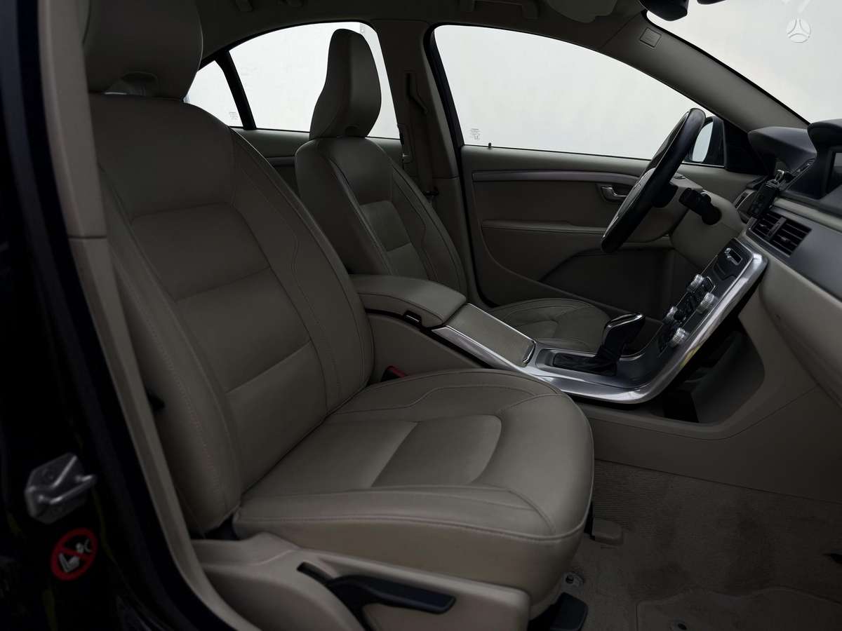 Volvo S80, 2.0 l., Седан
