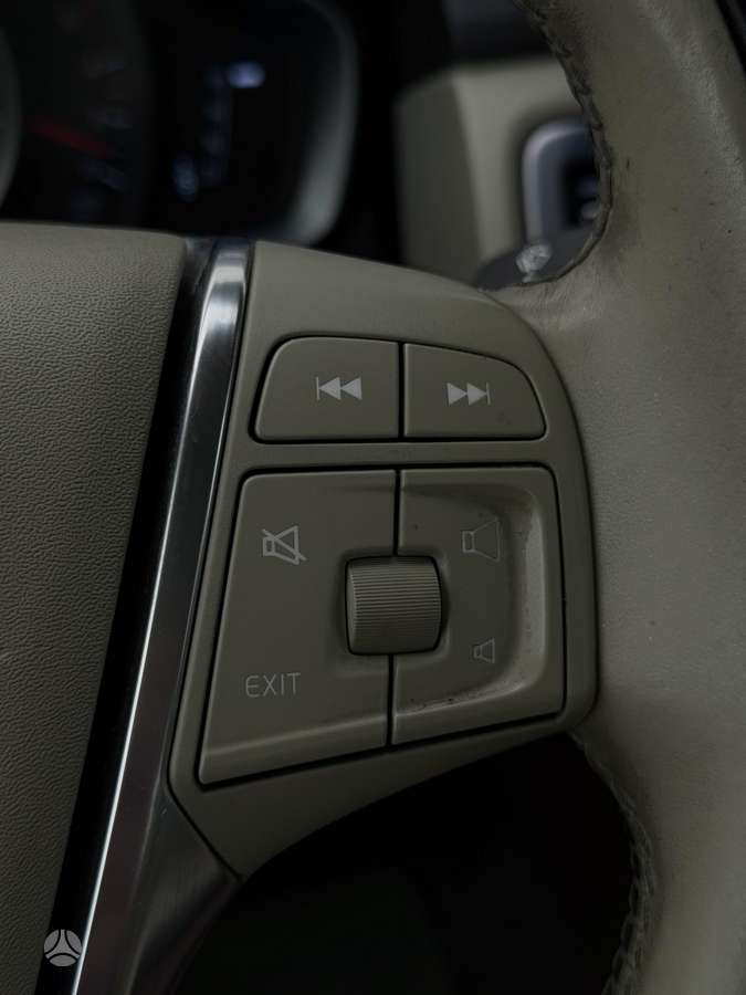 Volvo S80, 2.0 l., Седан