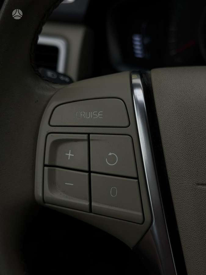 Volvo S80, 2.0 l., Седан