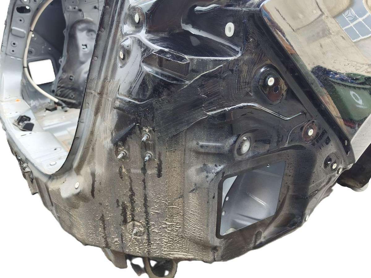 Chery Omoda 5 hood (front, rear)