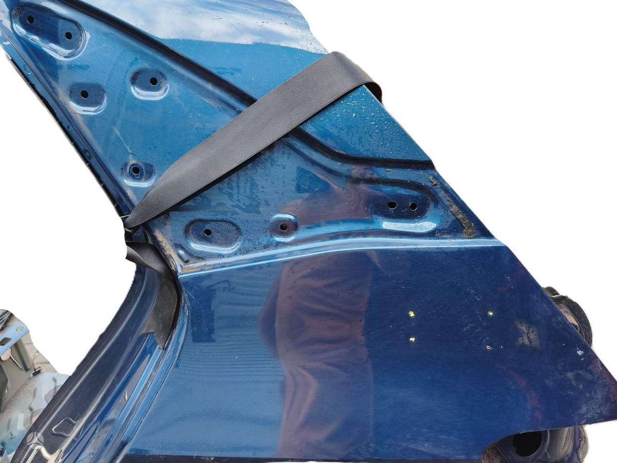 Cupra Born hood (front, rear)