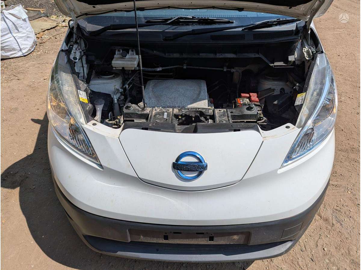 Nissan NV200 двигатель
