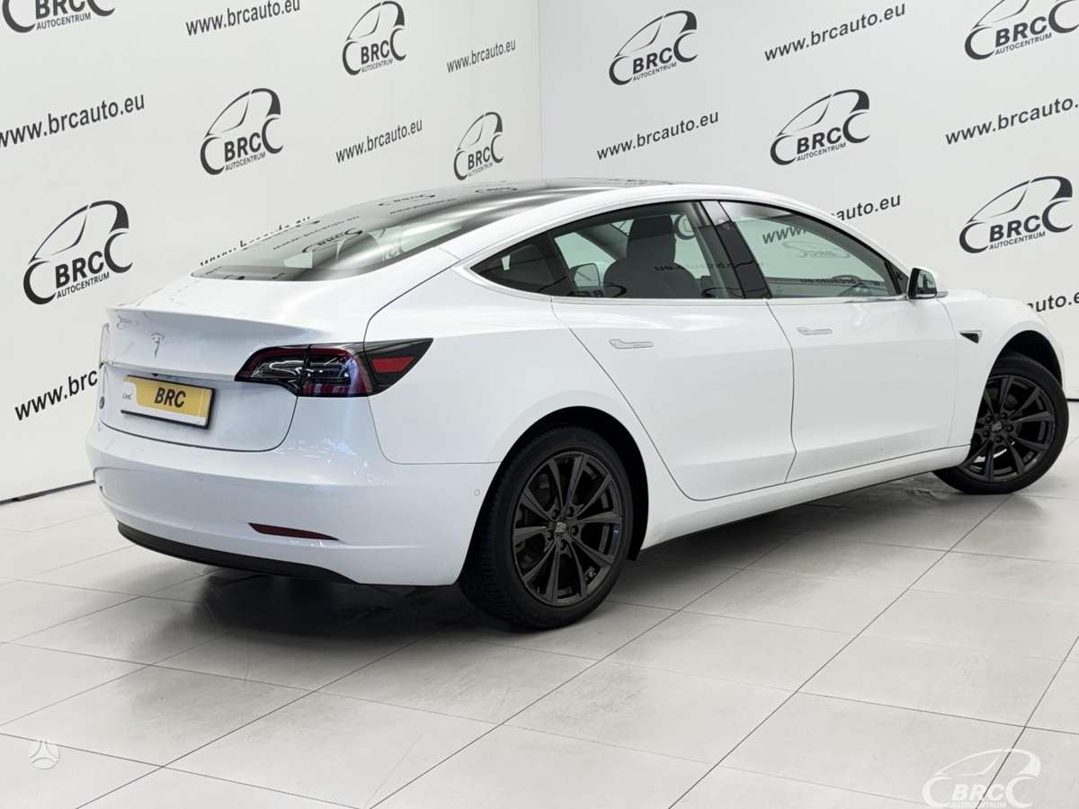 Tesla Model 3, 54 кВт·ч, Седан