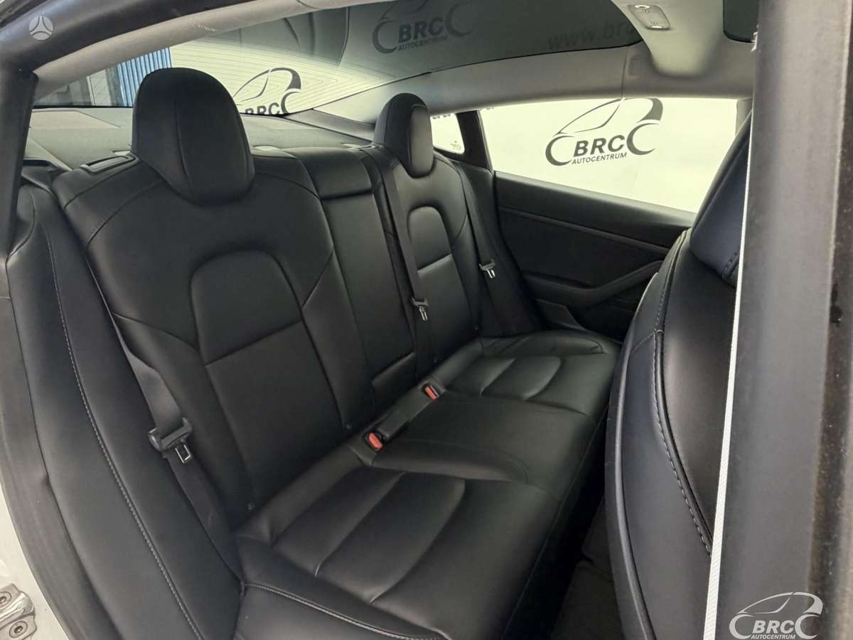 Tesla Model 3, 54 кВт·ч, Седан