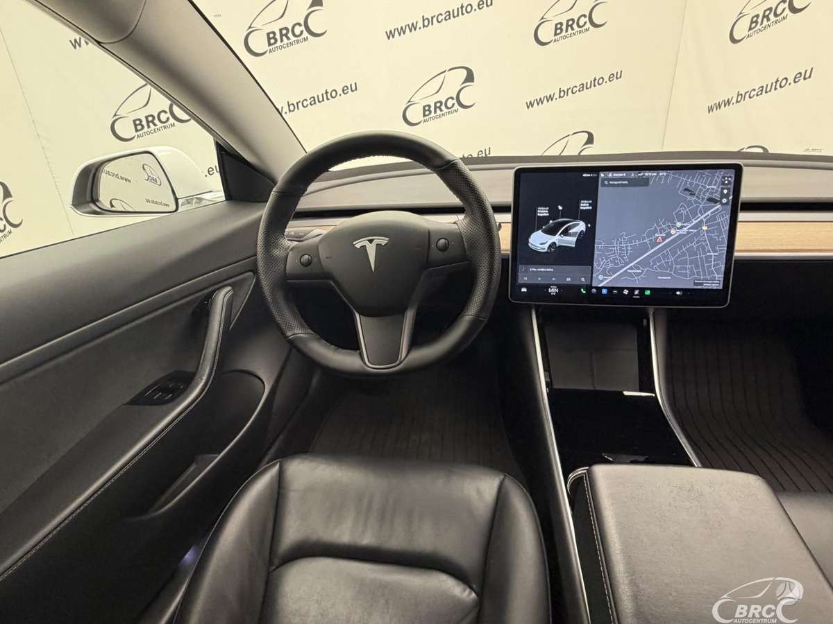 Tesla Model 3, 54 кВт·ч, Седан