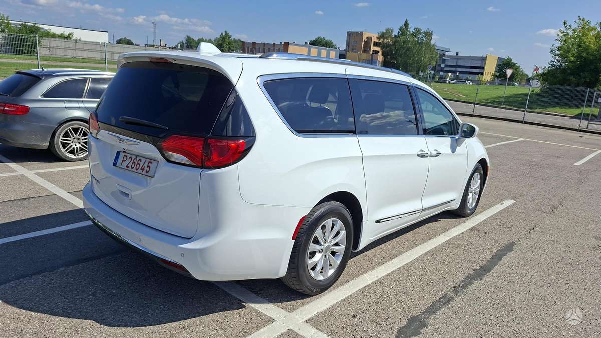 Chrysler Pacifica, 3.6 l., Минивэн