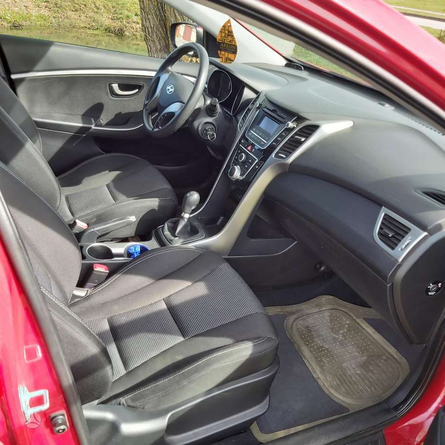 Hyundai i30, 1.4 l., hatchback