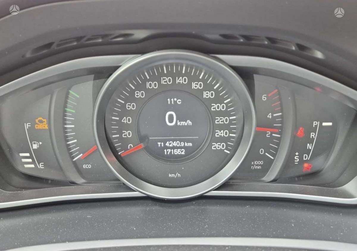 Volvo V40, 2.0 l., hatchback