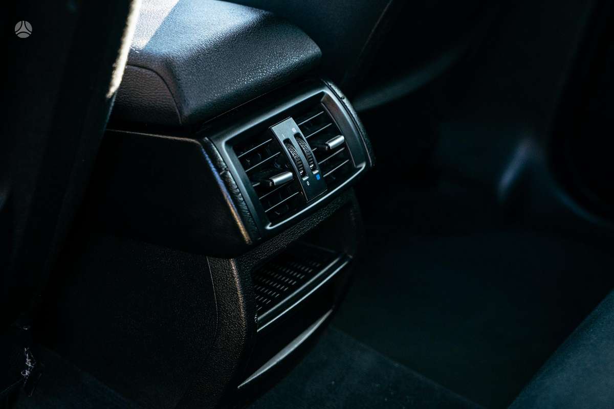 BMW X3, 2.0 l., Внедорожник / Кроссовер