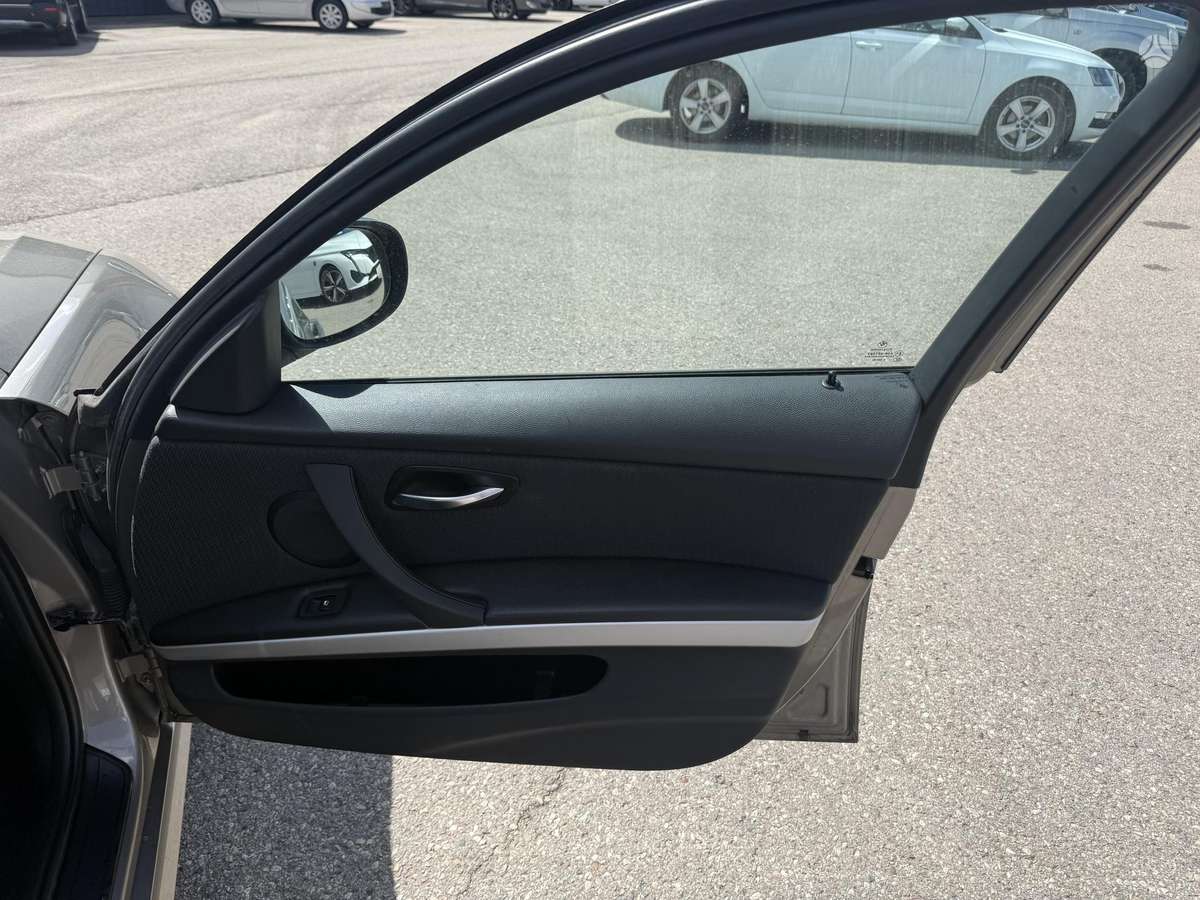 BMW 318, 2.0 l., Универсал
