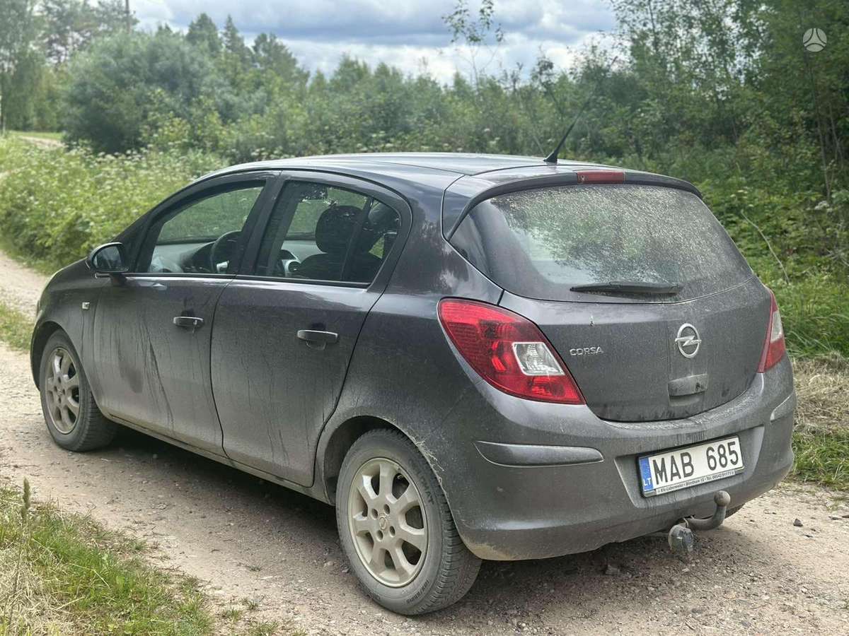 Opel Corsa, 1.2 l., Хэтчбек