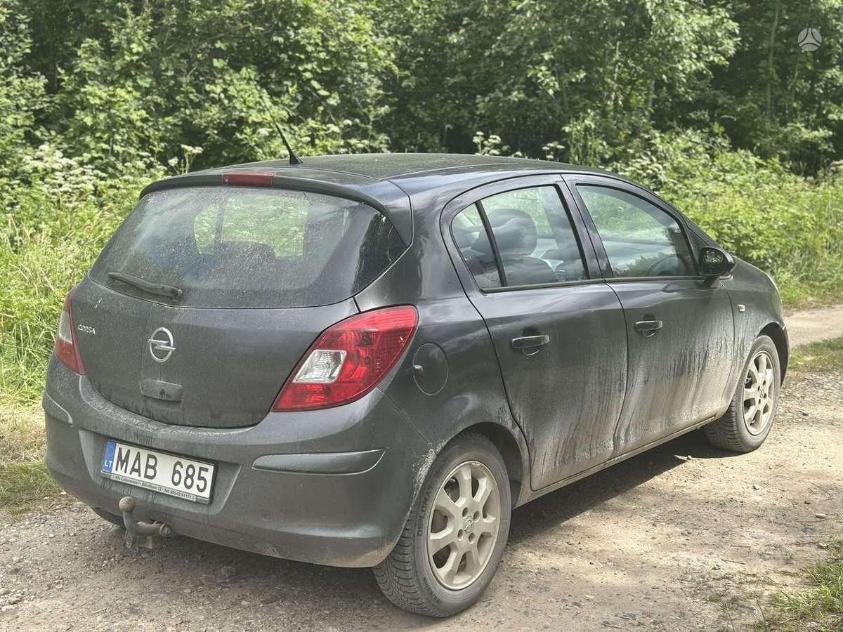 Opel Corsa, 1.2 l., Хэтчбек