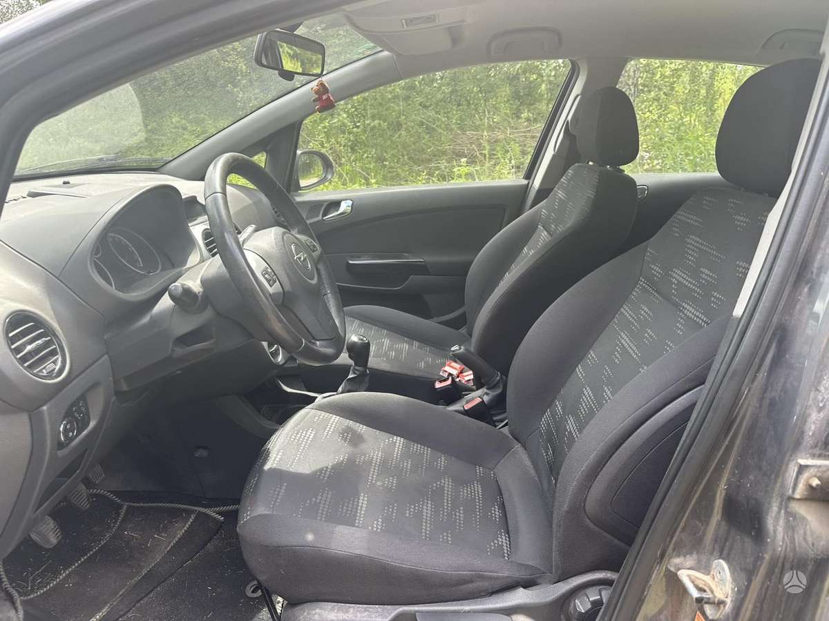 Opel Corsa, 1.2 l., hatchback