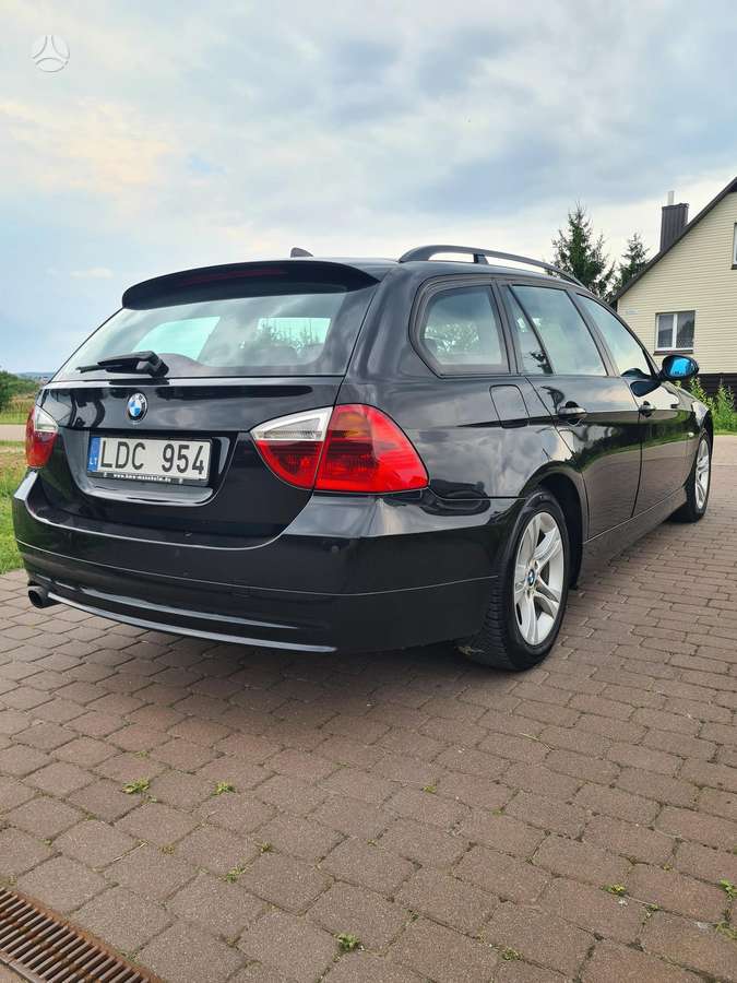 BMW 320, 2.0 l., wagon