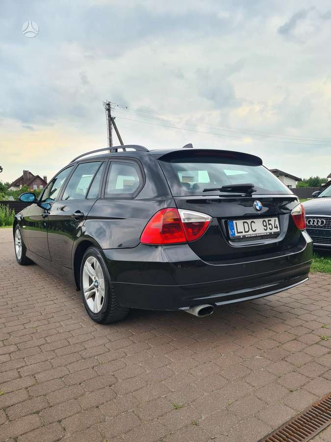 BMW 320, 2.0 l., wagon