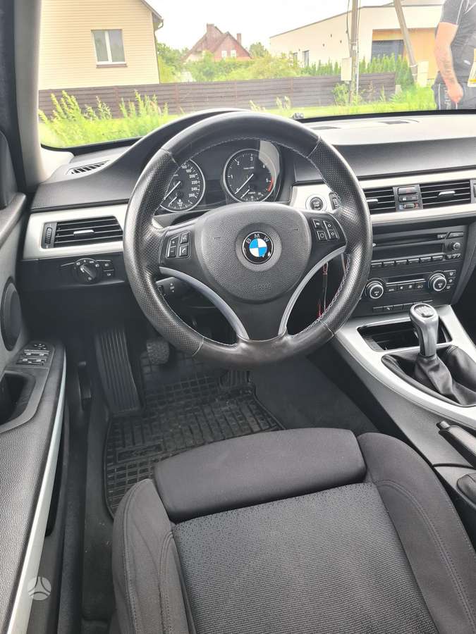 BMW 320, 2.0 l., Универсал