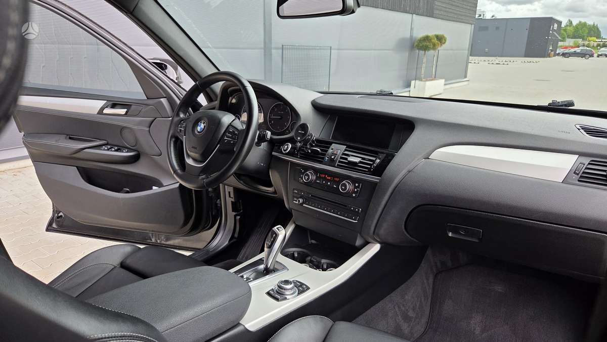 BMW X3, 2.0 l., Внедорожник / Кроссовер