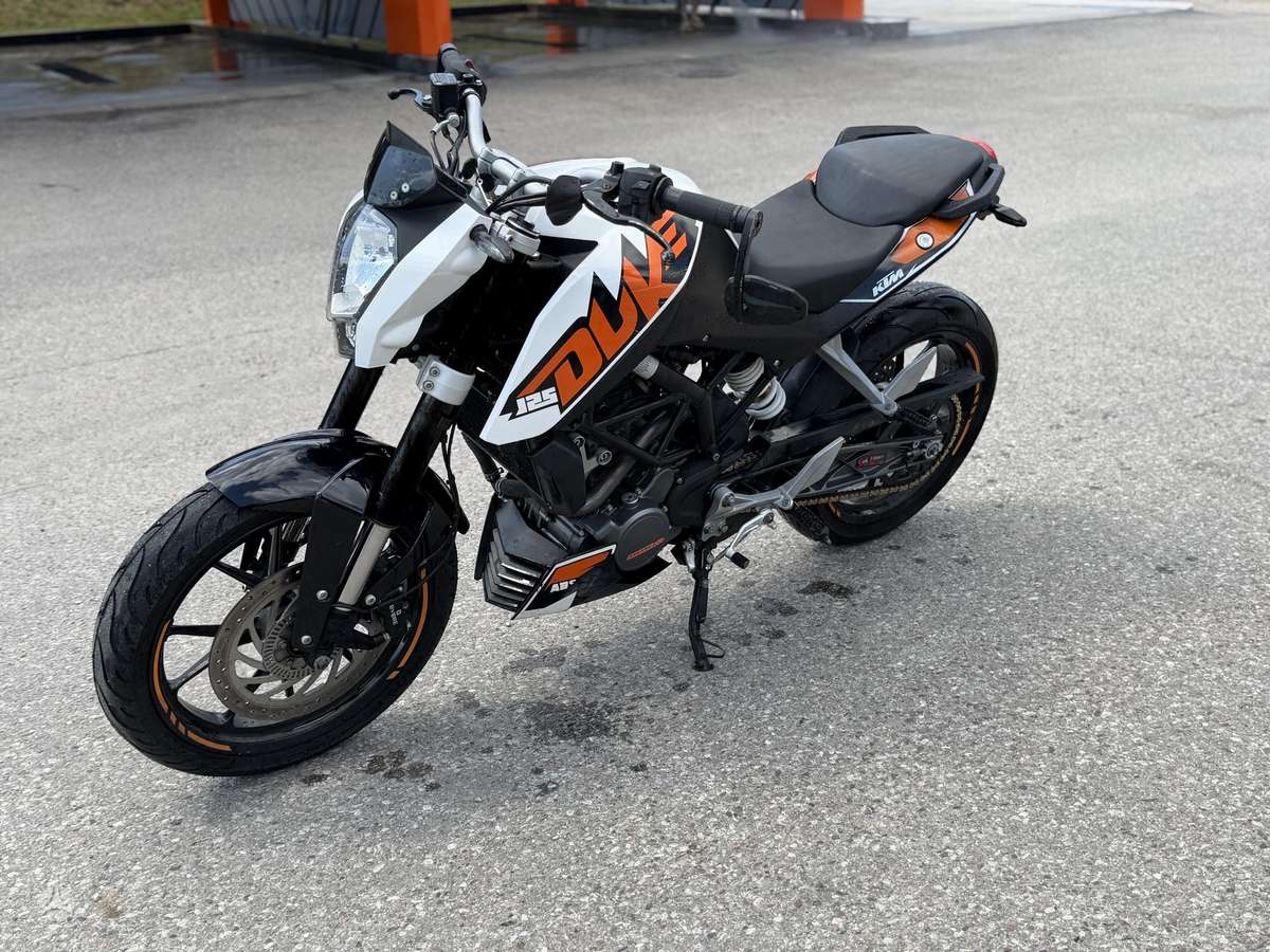 KTM Duke 125cc, street / classic