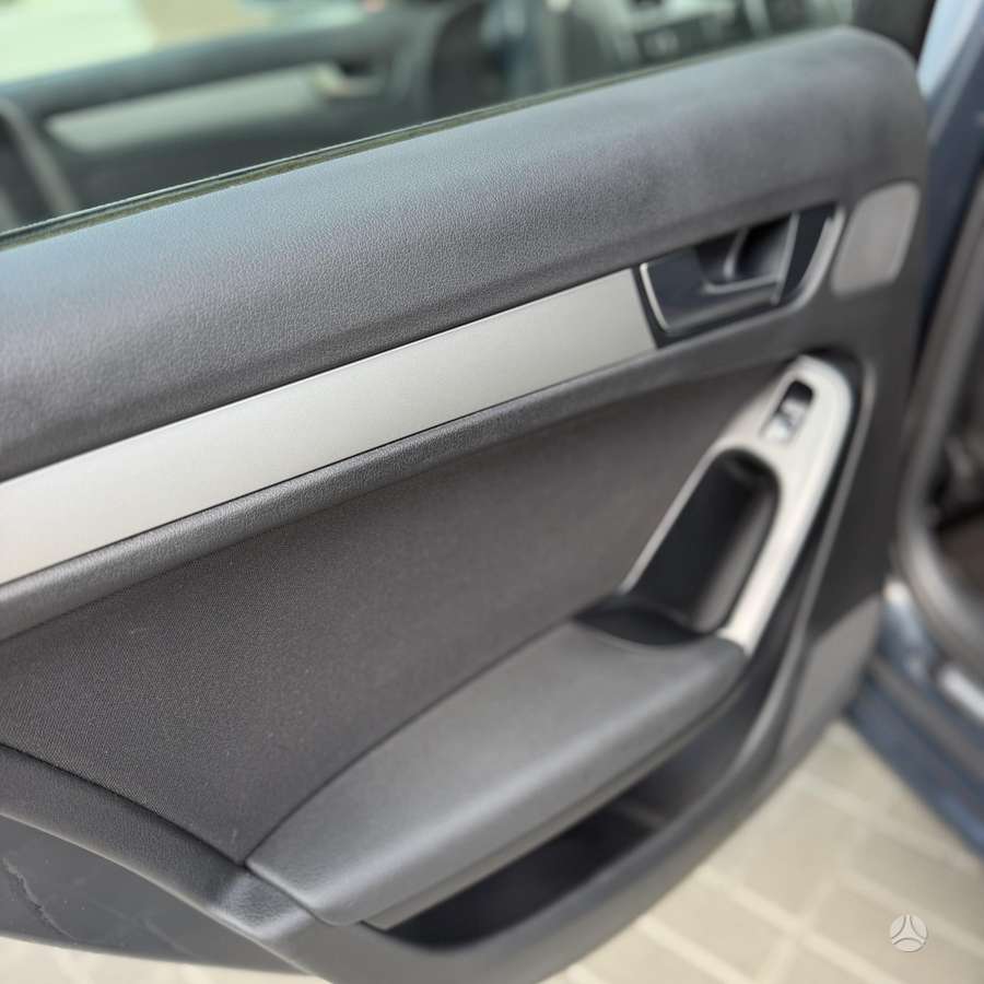 Audi A4, 2.0 l., Универсал