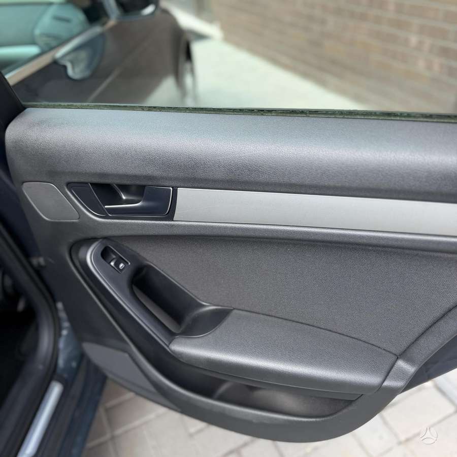 Audi A4, 2.0 l., universalas