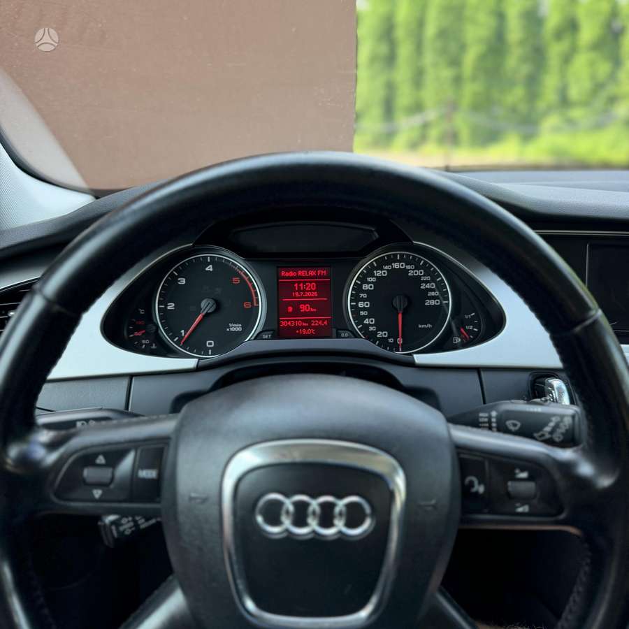 Audi A4, 2.0 l., Универсал