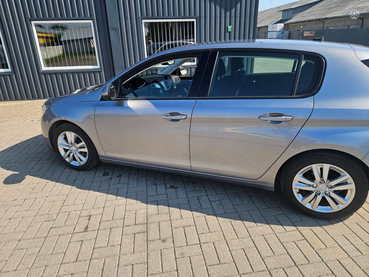 Peugeot 308 - 3