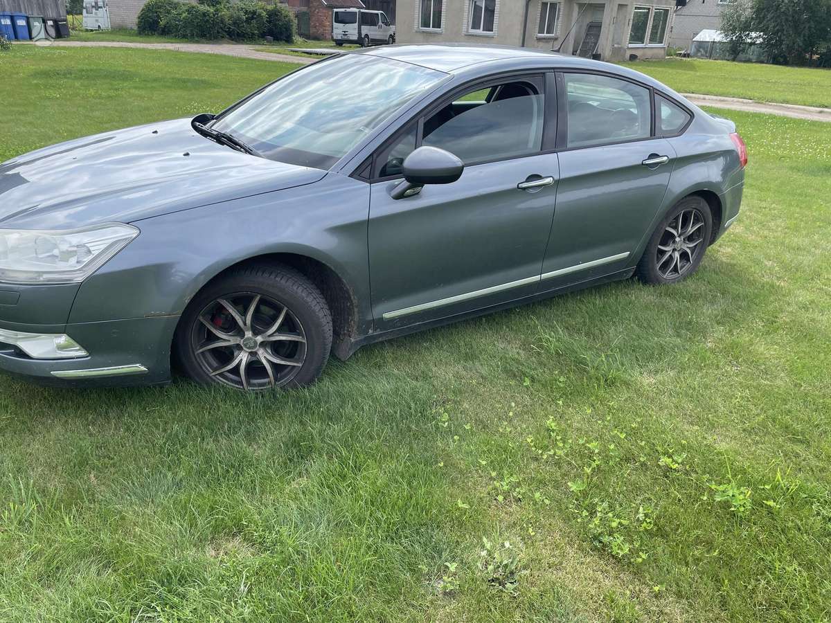 Citroen C5, 2.0 l., Седан