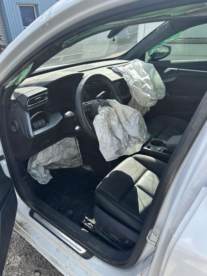 Audi A3, 2.0 l., Седан